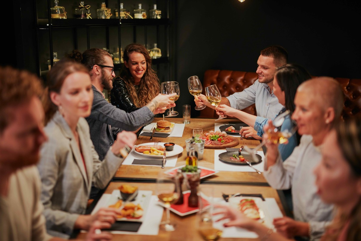 Dixner, le concept qui invite a rencontrer des inconnus