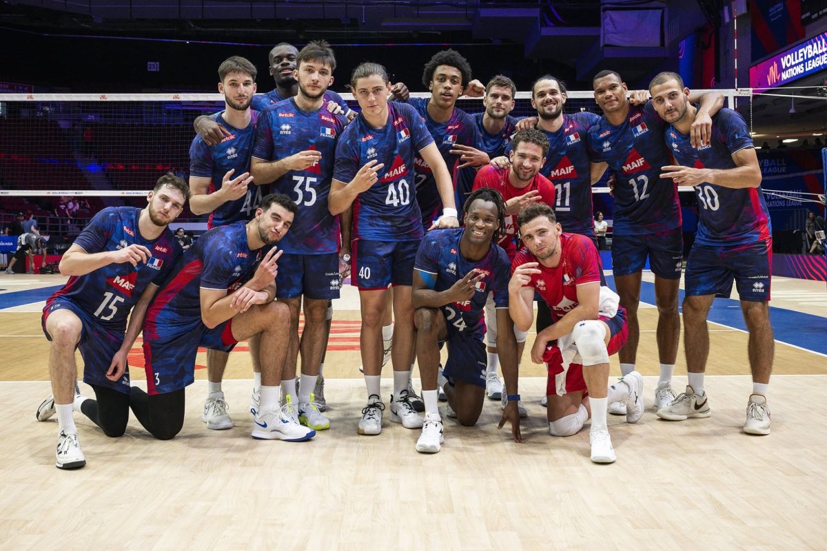 Tourcoing : des membres de l'équipe de France de volley participent à la Fête du volley