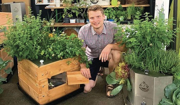 La bonne idée : un potager-composteur autonome
