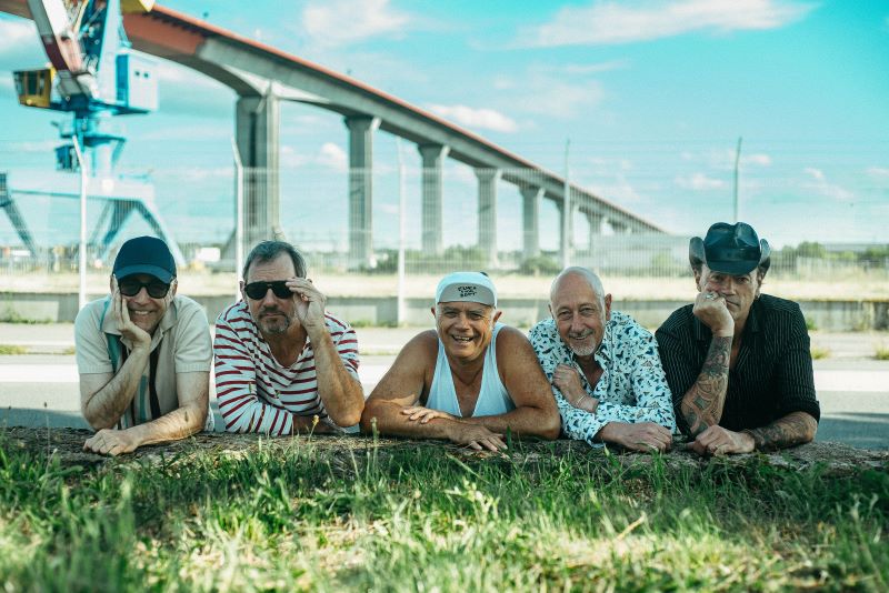 Elmer Food Beat célèbre 40 ans de carrière aux Scènes Vagabondes à Nantes
