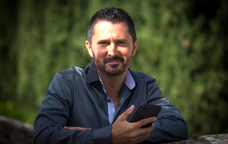 Julien Peron, explorateur du bonheur