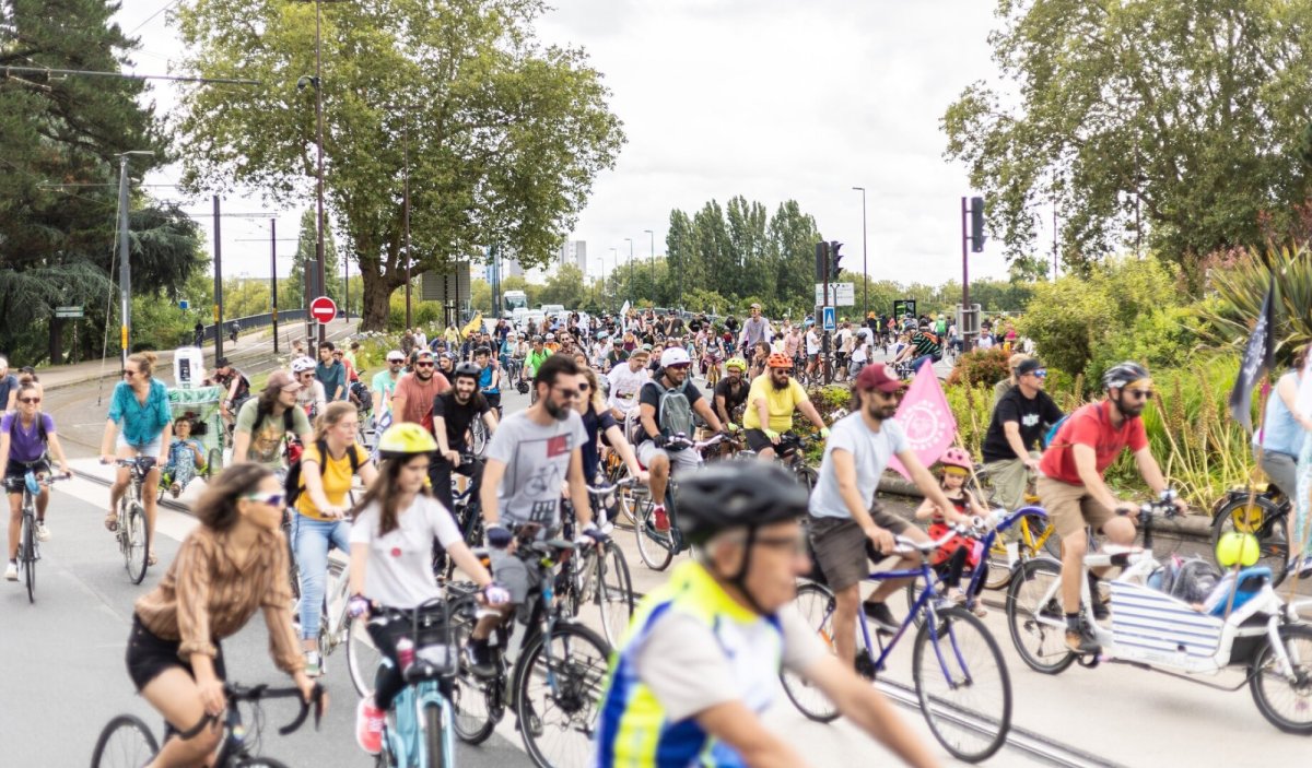 Une marée de vélos dans les rues de Lyon