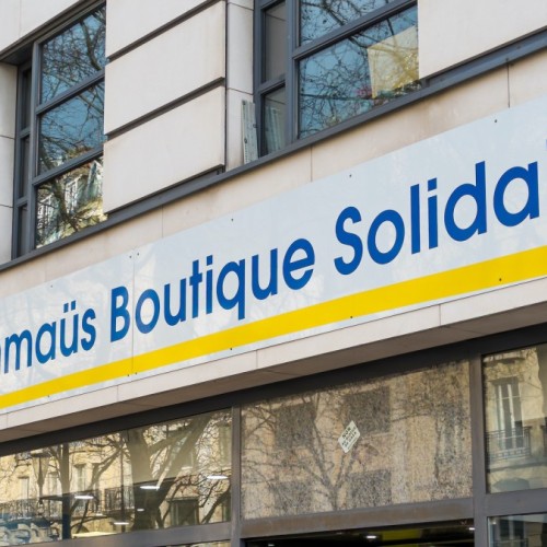 Emmaüs supprime ses conteneurs textiles dans tout le Puy-de-Dôme 🧥