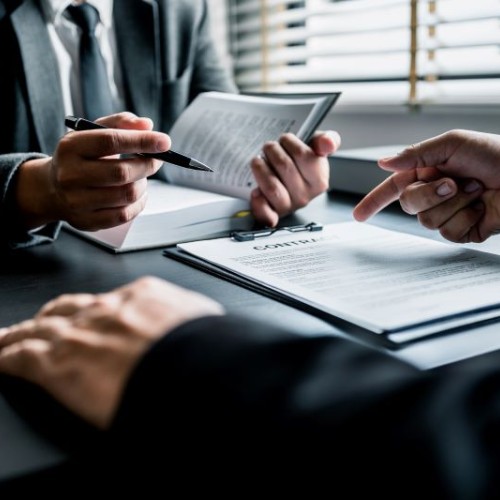 Les avocats conseillent les chefs d’entreprise 🧑‍⚖️