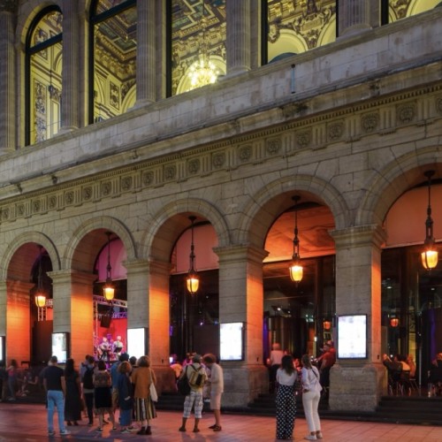 Les arcades de l’Opéra s’animent 🎺