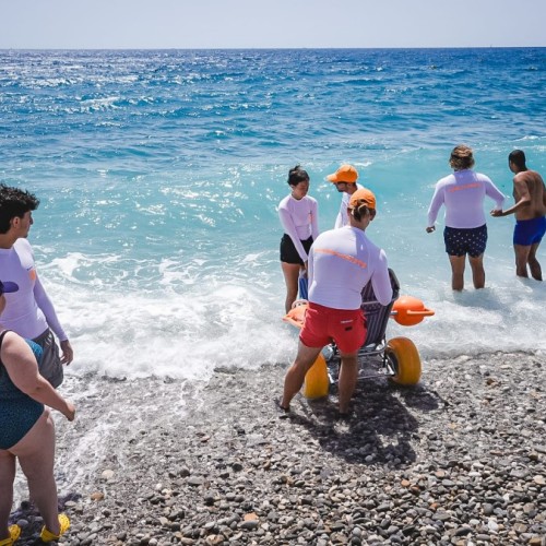 La « plage pour tous » de Carras ouvre aujourd'hui 🛟