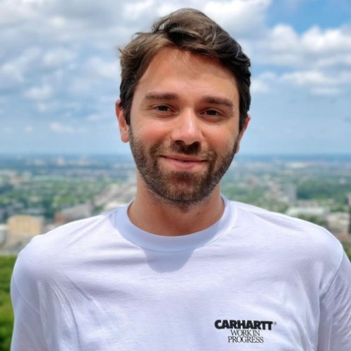 Le portrait : Elie Seyres, derrière une application qui connecte les fans  🎶