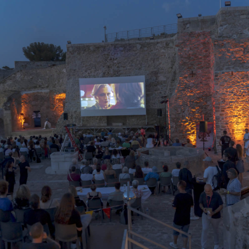 Un festival de cinéma à la Tour Royale à Toulon 