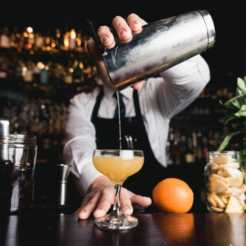 Un bar à cocktail éphémère s'installe à Nice 🍸