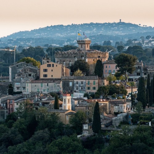 L'histoire du château de Cagnes-sur-Mer 🏰