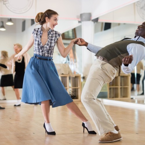 Près de Rennes, des initiations gratuites à plusieurs danses