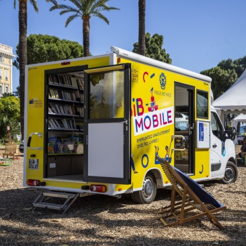 La Bib' sous les arbres, un programme itinérant 📚