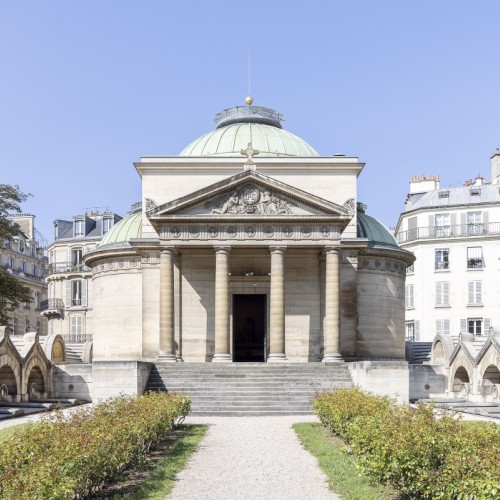 La Chapelle expiatoire, un lieu chargé d'histoire au cœur de Paris