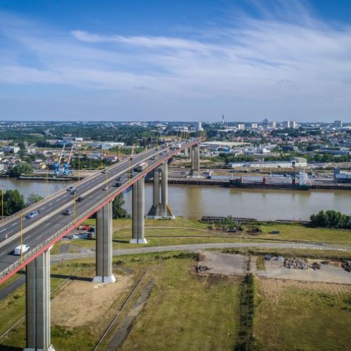 Le pont de Cheviré en travaux à Nantes