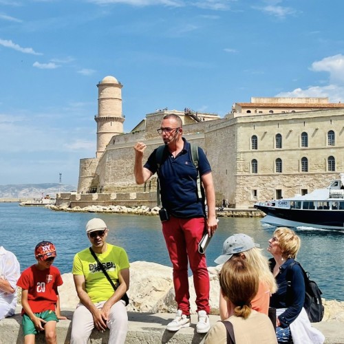 Christopher Perret, passeur d’histoires à Marseille