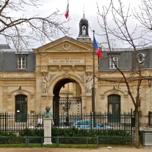 Découvrir le CNAM, un établissement pionnier de la formation pour tous à Paris 🎓