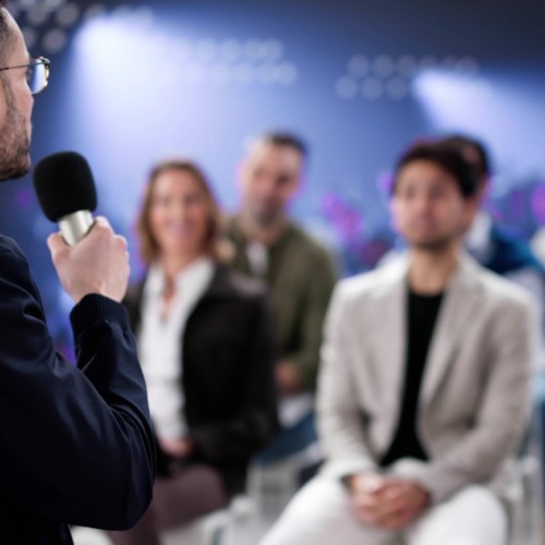 Faire rayonner l'IA parisienne à l'international 🌍