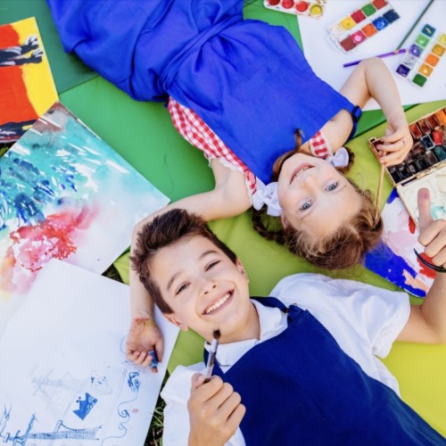 Des ateliers créatifs pour les enfants à la Villa Carmignac à Porquerolles 