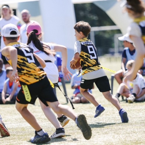Et si vous testiez le flag football à Rouen ? 🏉