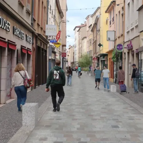 Lyon 4 : La rue du Mail, désormais piétonne, inaugurée