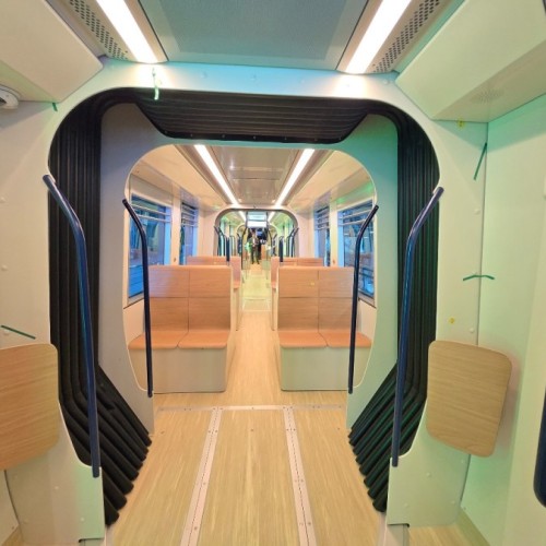 Un tram plus moderne arrive sur les rails marseillais