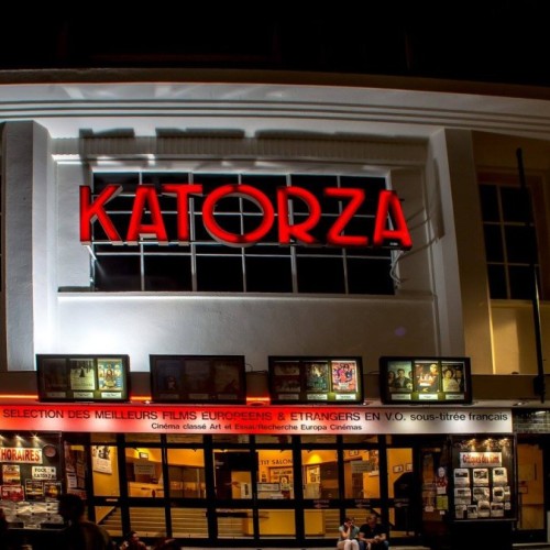 La question : D'où vient le nom du cinéma Katorza ? 🎬