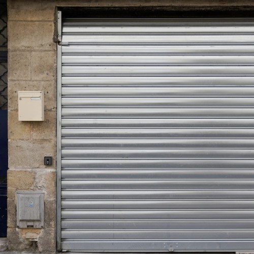 Six-Fours-les-Plages : bientôt une taxe sur les friches commerciales ? 💶