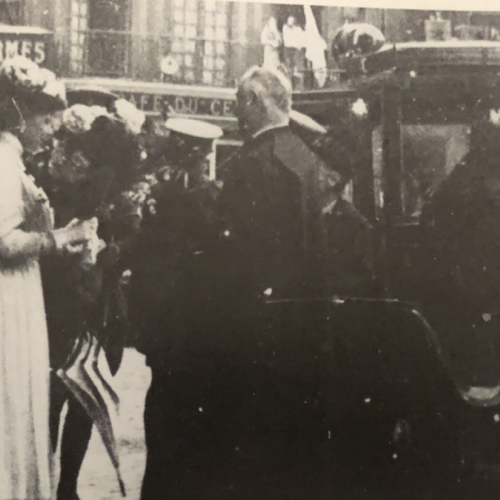 La question : Pourquoi la reine Mary était à Rouen le 11 juillet 1917 ? 📆
