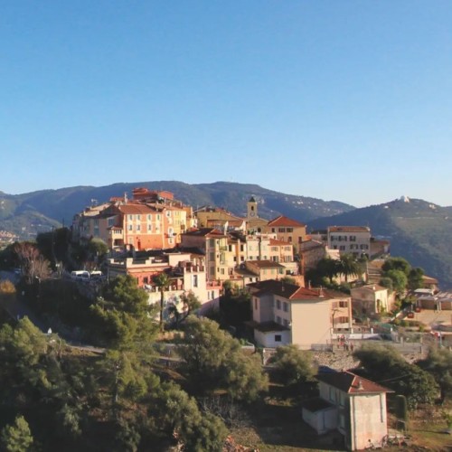 Évadez-vous à Falicon pour une pause nature 🏡 