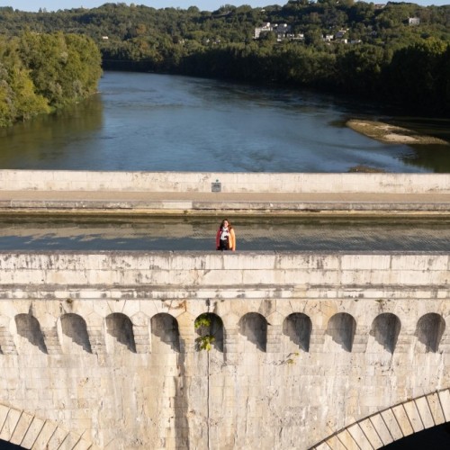 Une marcheuse à Bordeaux sensibilise aux maladies dégénératives