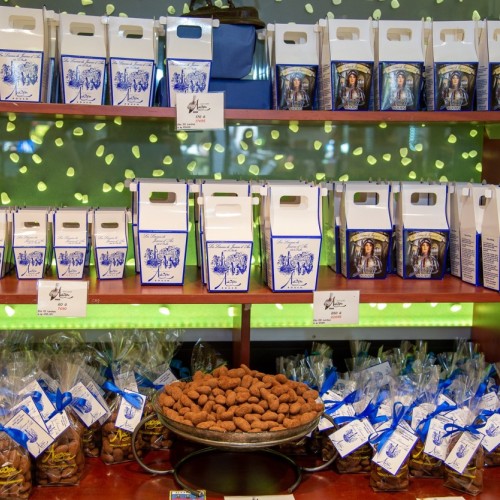  Les larmes de Jeanne d'Arc, confiserie préférée des Rouennais