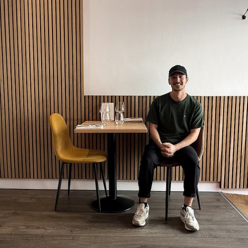 Source, une nouvelle table à taille humaine 🍲
