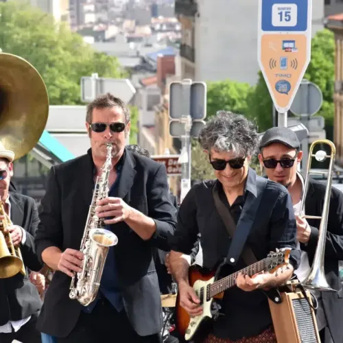C'est la fête dans les quartiers à Marseille !