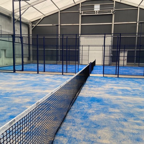 Près de Rennes, un centre de padel ouvre ses portes