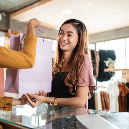 Des trésors à chiner pour votre intérieur dans ce pop-up du Marais