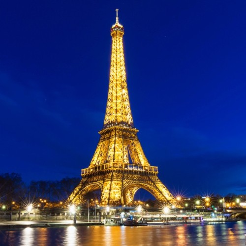 Pourquoi surnomme-t-on Paris la « Ville Lumière » ?