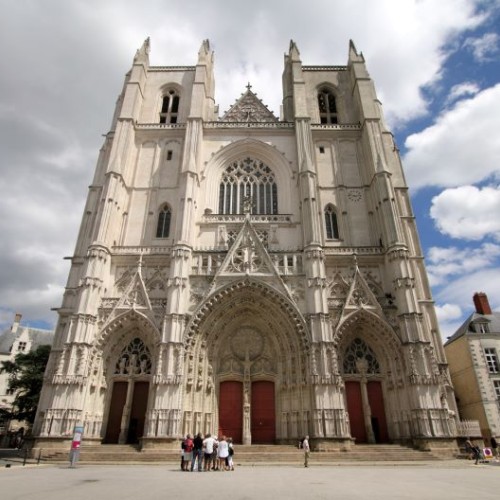 La cathédrale de Nantes renaît de ses cendres ⛪