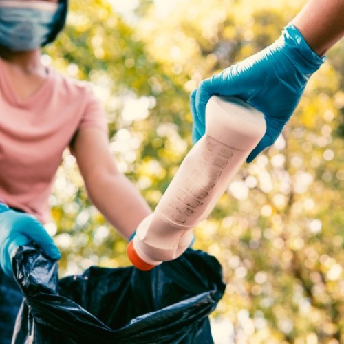Ramasser les déchets pour une planète plus propre ♻️