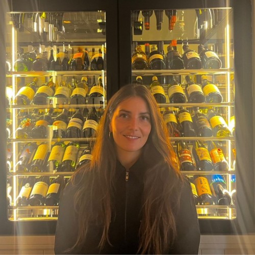 Hélène Morère, une sommelière experte et engagée