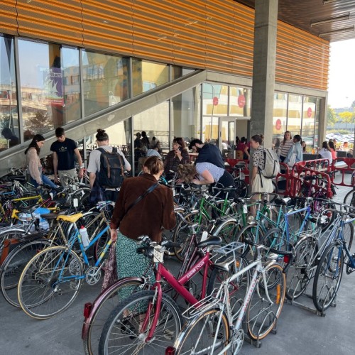À Rennes, une vaste bourse aux vélos à l'Université Rennes 2