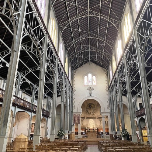 Le saviez-vous : L'église Notre-Dame-du-Travail de Paris possède une charpente métallique