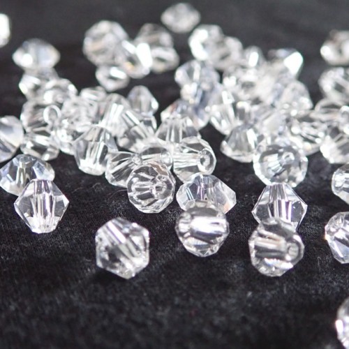 Le saviez-vous ? L’inventeur du strass est un Strasbourgeois 💎
