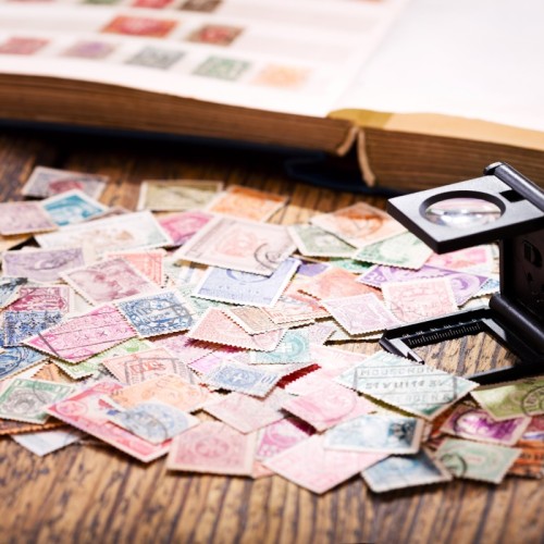 Faire expertiser ses timbres et cartes postales à Bordeaux