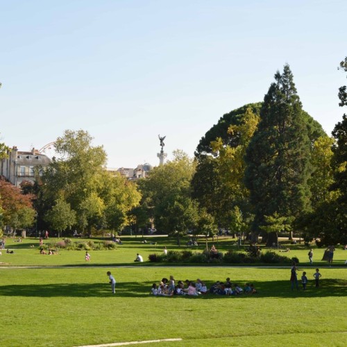 Le Jardin public de Bordeaux : un espace vert apprécié