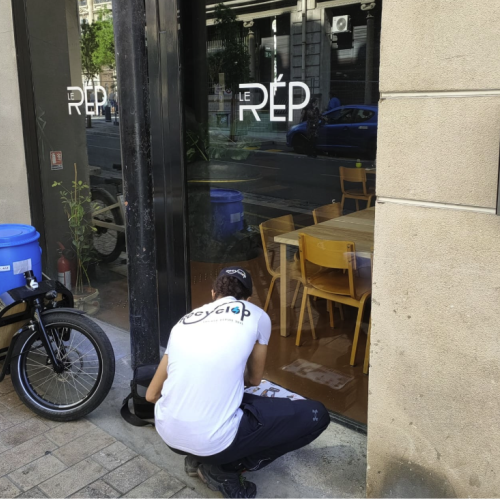 Recyclop aide les restaurateurs marseillais à gérer les mégots 