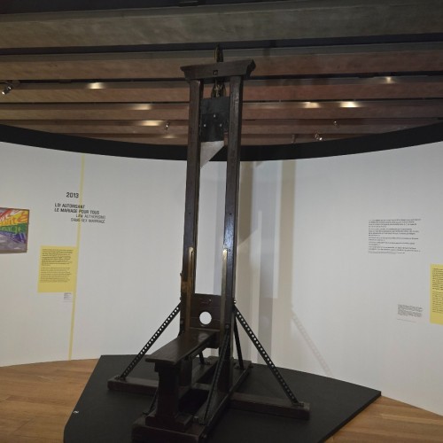 Le Mucem sort la guillotine de ses réserves