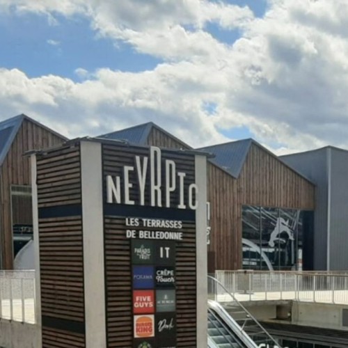 Le centre commercial Neyrpic (près de Grenoble) souffle sa première bougie 