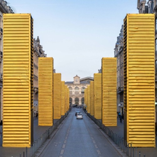 Le démontage des Golden Monoliths dure à Lille de lundi 10 à vendredi 14 novembre 2025
