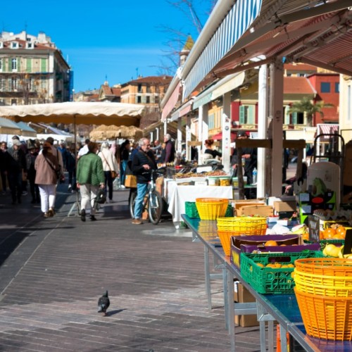 Votre avis compte : Vous préférez acheter vos fruits et légumes au marché, mais... 