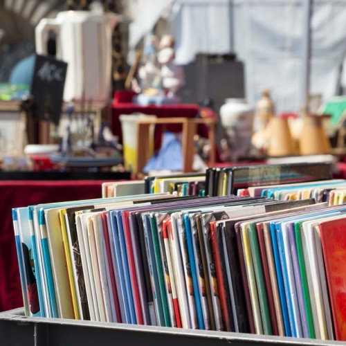 Une grande braderie solidaire organisée à Rouen